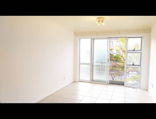 1 bed property to rent in PINELANDS